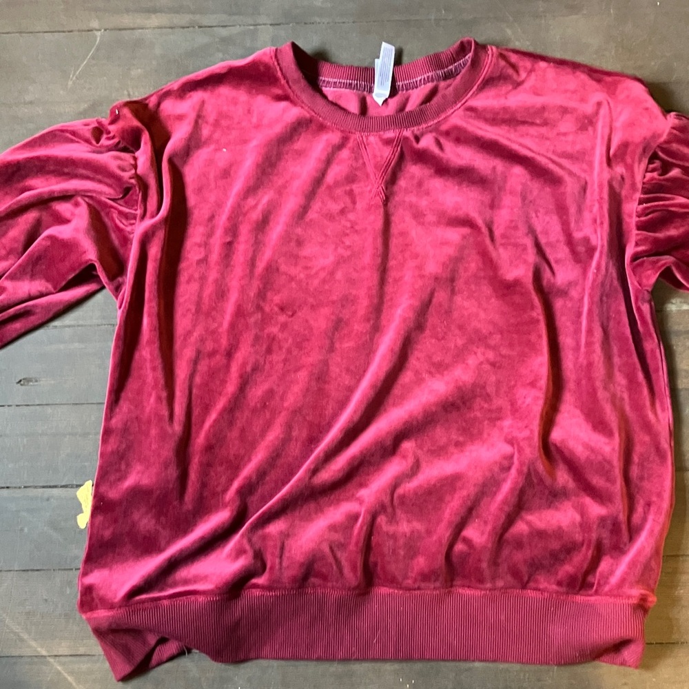 Gilligan & O'Malley Velvet Burgundy Sweatshirt